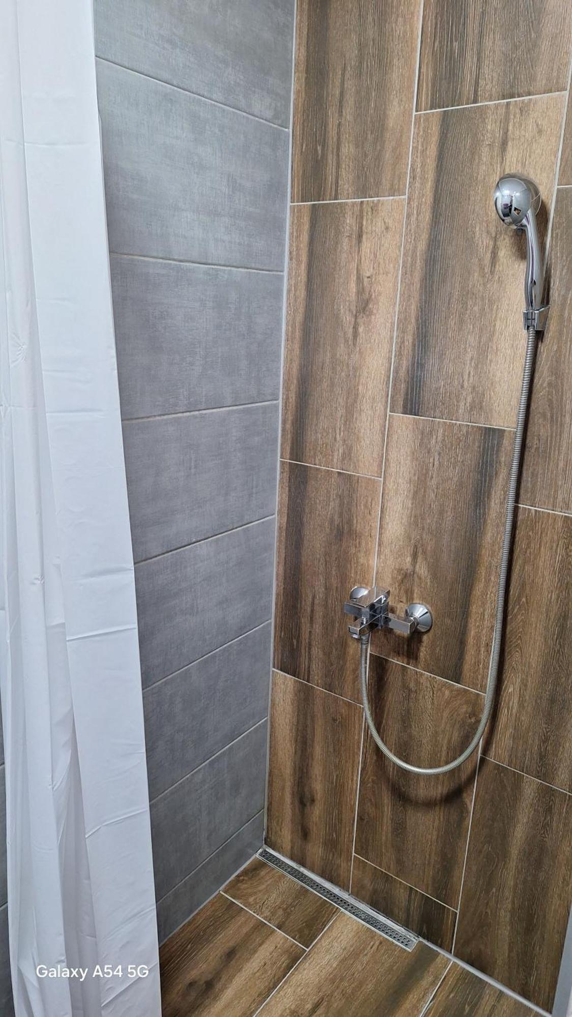 Appartement Stan Na Dan Dunja 2 à Vrsac Extérieur photo